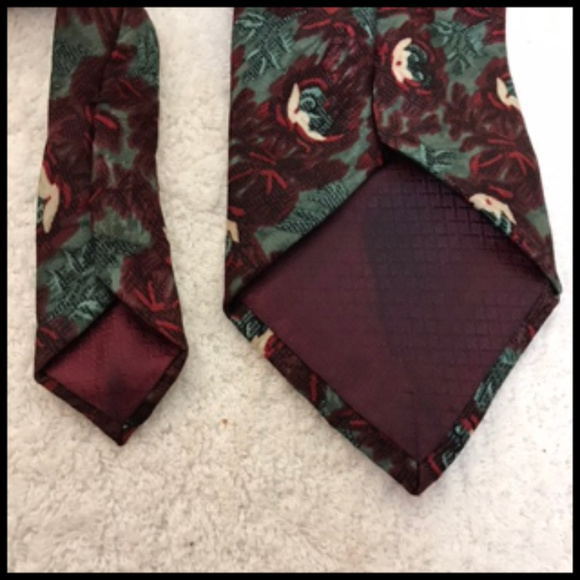 Christian Dior Deep Red Green Floral Tie - Picture 5 of 7